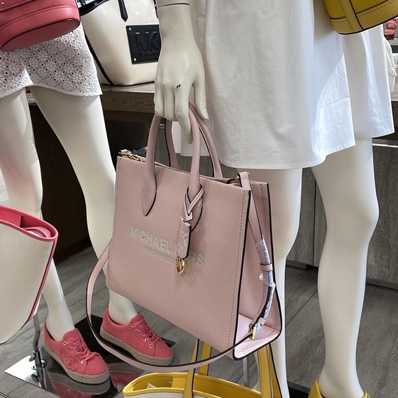 Michael Kors Medium Mirella 35S2G7ZT7L Tote Bag 
Powder Blush Multi
NWT - Picture 15 of 16